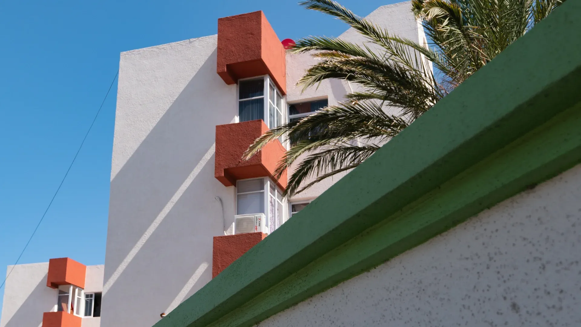 cabo-san-lucas-aparment-sidewalls.jpg