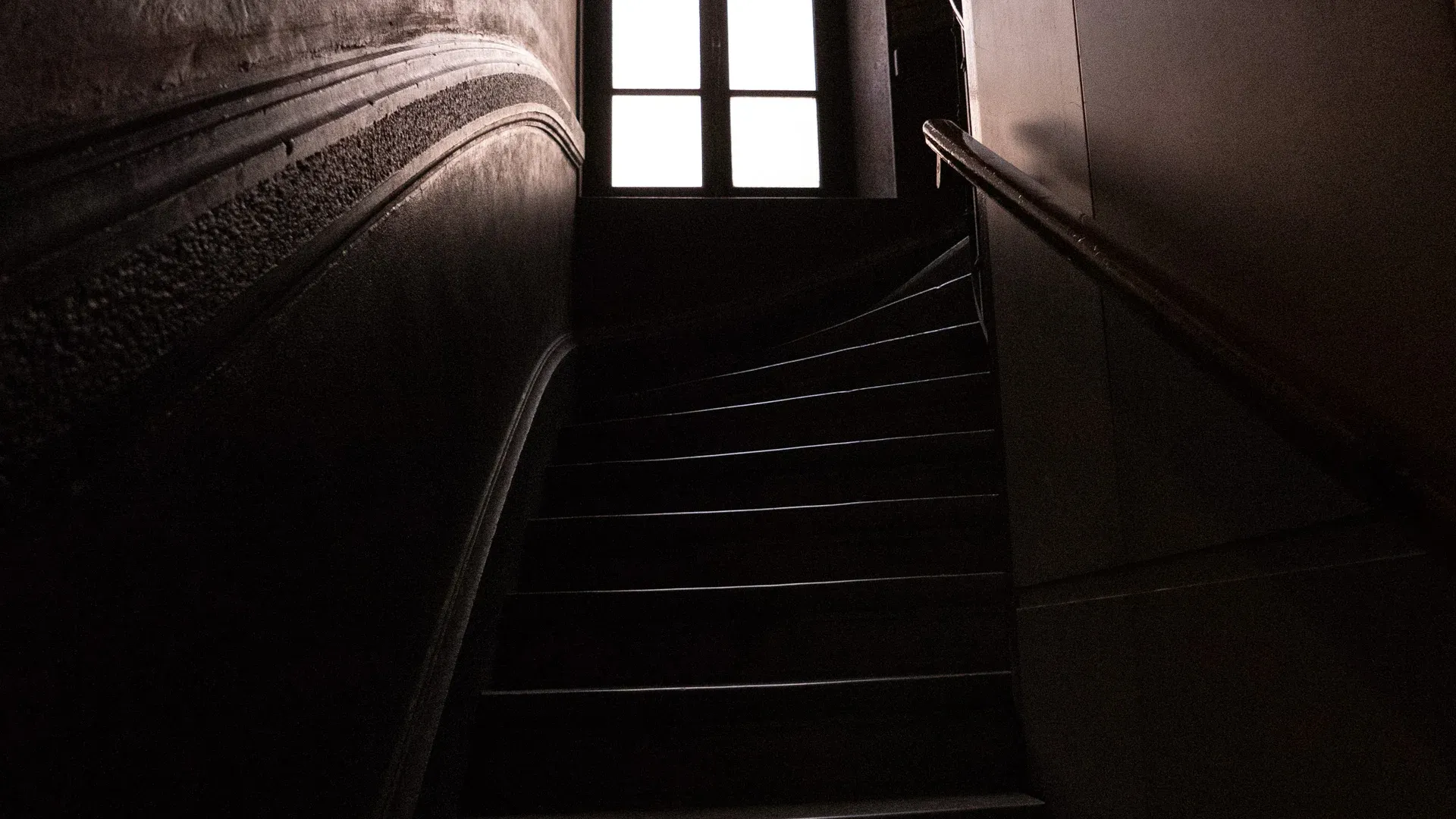lyon-staircase.jpg