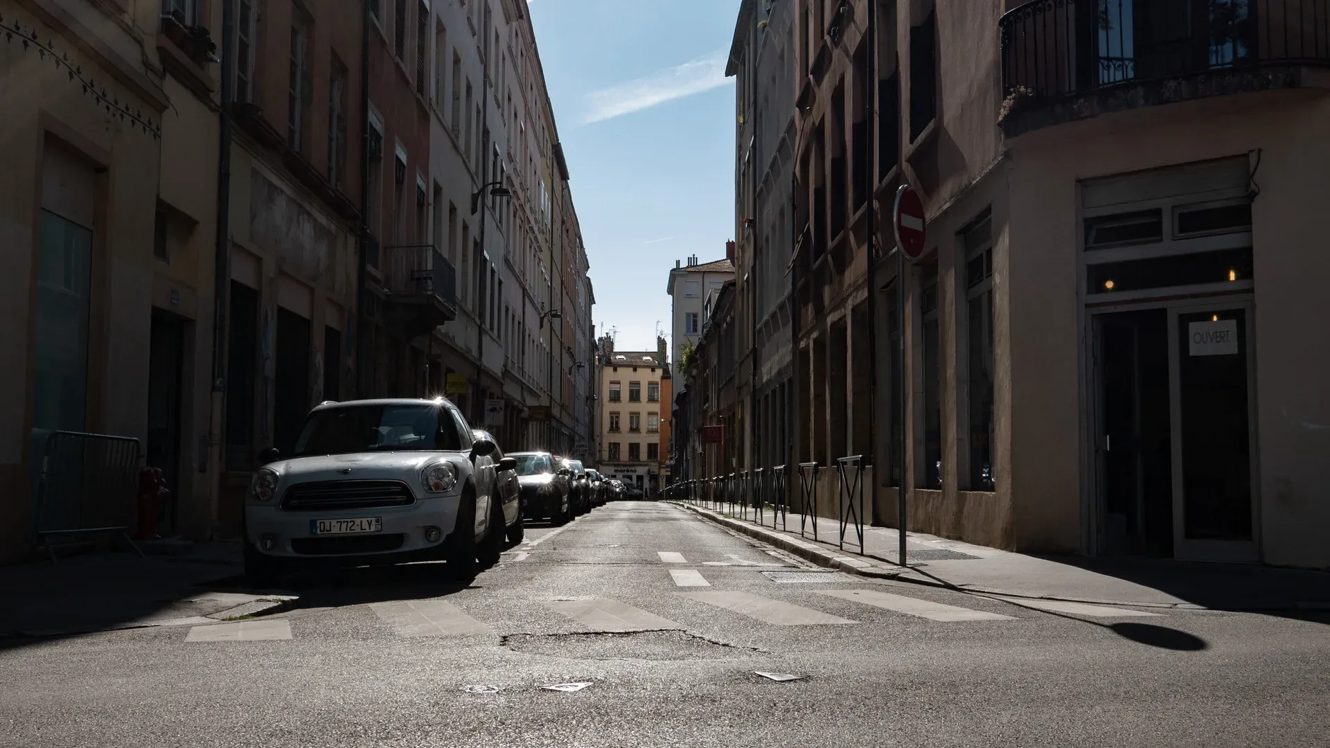 lyon-street-croix-rousse.jpg